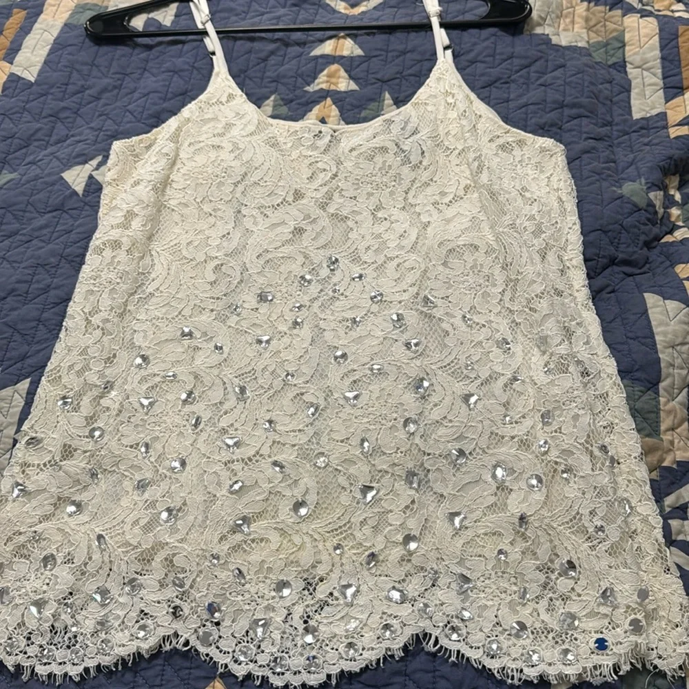 BKE White Lace Tank - Picture 1 of 2